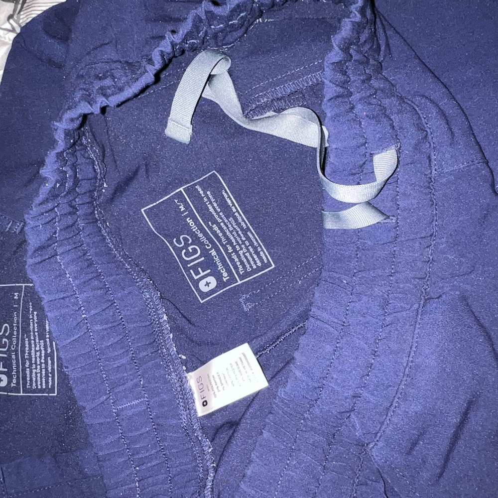 Figs scrubs